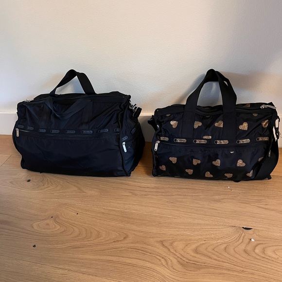 LeSportsac LARGE DELUXE WEEKENDER - Picture 3 of 3